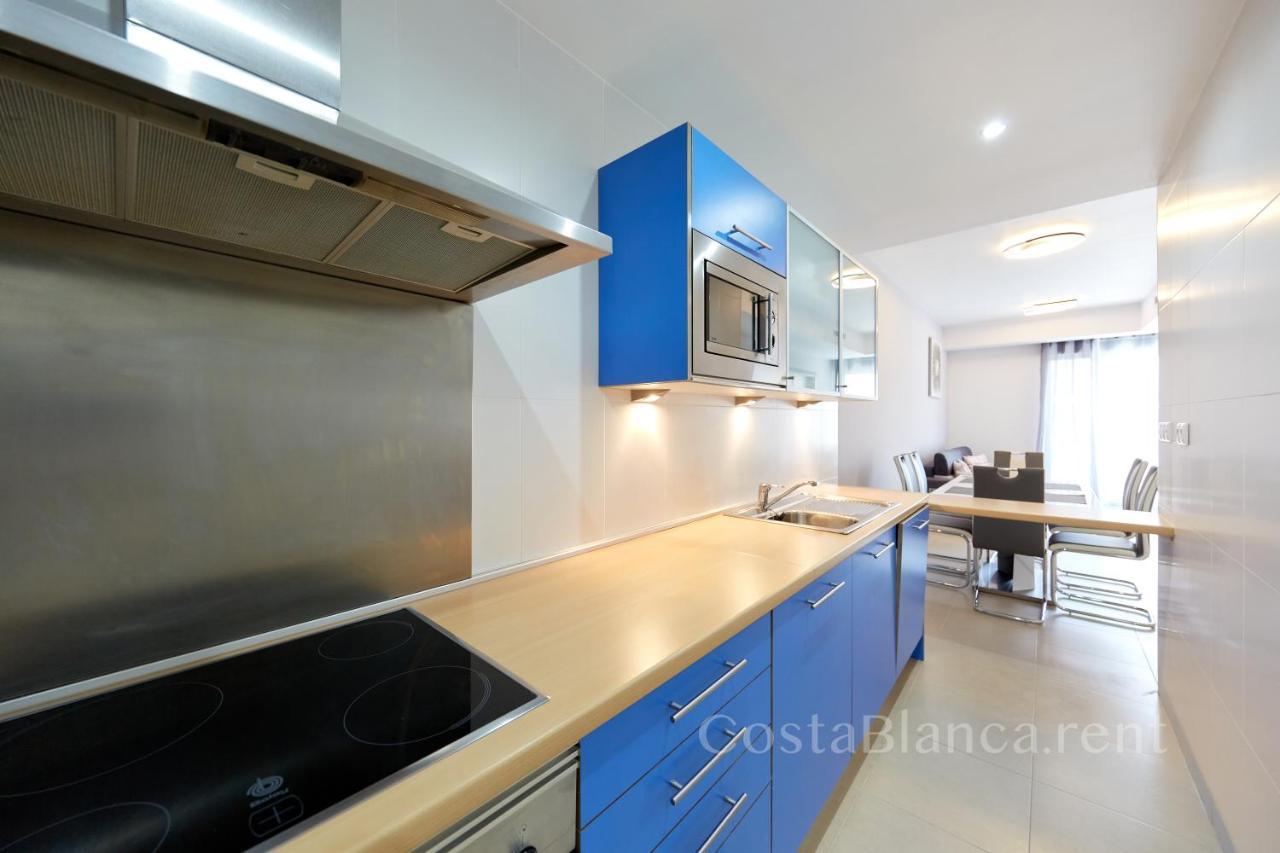 Executive 2 Bedroom Luxury By The Beach With King-size Bed Apartamento Benidorm